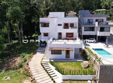 Casa · 397m² · 6 Quartos · 2 Vagas · Casa à venda no Condomínio Village das Conchas - Mangaratiba