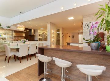 Casa · 205m² · 4 Quartos · 2 Vagas · Sobrado SEMIMOBILIADO com 4 quartos à venda, 205 m2, SANTO INÁCIO, CURITIBA - PR