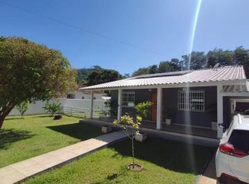casa-com-3-quartos-a-venda-em-niteroi-varzea-das-mocas1402435.jpeg · Casa com 3 quartos, 260m², à venda em Niterói, Várzea das Moças