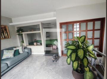 Casa · 220m² · 4 Quartos · 2 Vagas · Casa à Venda - Monte Castelo, 4 Quartos,  220 m² - Contagem