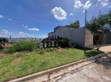 ii9g8m_6374679a73b58a794.jpg · Lote / Terreno à venda em Varginha, no bairro Alto Vila Paiva