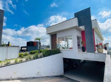 64f3e0fbf90bdab16ae0de636db3fca81008472f · Casa de Alto Padrão à Venda de 550 m² no Condomínio Aruã Brisas II em Mogi das Cruzes/SP: 03 Suítes
