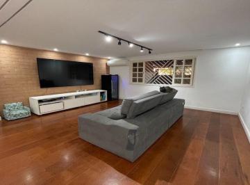 Casa · 280m² · 4 Quartos · 2 Vagas · Imóvel disponível, ótima oportunidade