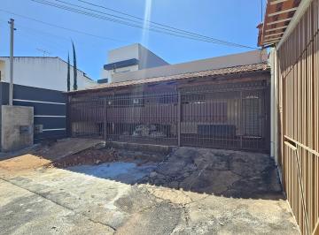 Casa de 3 quartos, Guará · CASA TÉRREA COM 263m² DE TERRENO