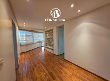 Apartamento de 2 quartos, Brasília · APARTAMENTO DE 2 QUARTOS (SENDO 1 CONVERTIDO EM CLOSET) NA ASA NORTE