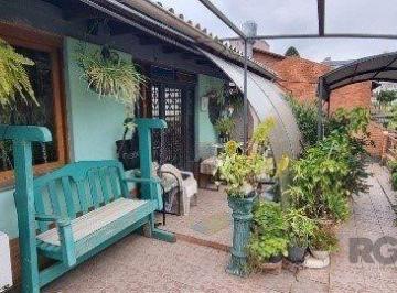Casa · 522m² · 4 Quartos · 5 Vagas · Vende-se ampla casa 6 quartos, 2 suítes, 5 vagas de garagem, churrasqueira e dua