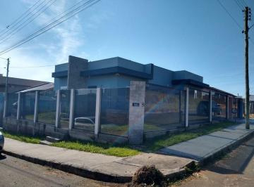 Casa · 210m² · 2 Quartos · 3 Vagas · Casa com autonomia energetica