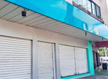 Comercial · 239m² · 8 Quartos · Loja em Teresópolis