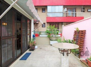 Apartamento · 134m² · 3 Quartos · 2 Vagas · Excelente cobertura de 134m² com 3 dormitórios e 2 vagas.