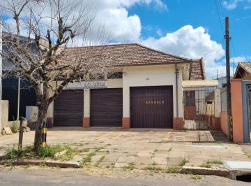 Fachada · Casa com loja na frente a venda no Bairro Anchieta.