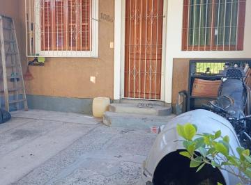 Casa · 125m² · 2 Quartos · 1 Vaga · Casa em Hípica