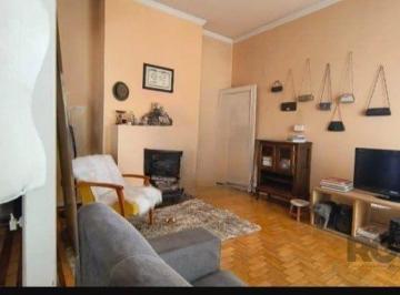 Apartamento · 112m² · 3 Quartos · Amplo apartamento no beiro Floresta