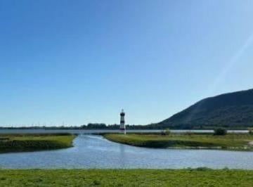 7b31fe59d858609e5f7586fe3d247b50.jpg · Condomínio Marina Del Faro Terreno
