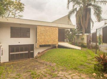 Casa · 376m² · 4 Quartos · 5 Vagas · Casa em Três Figueiras