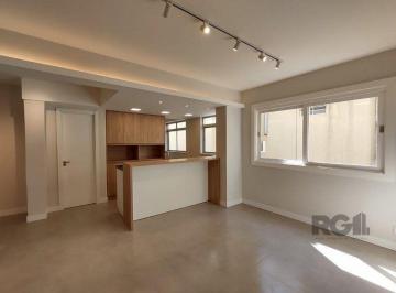 Apartamento · 67m² · 2 Quartos · 1 Vaga · Apartamento semi mobiliado, 67m², 2 dormitórios, 1 vaga no bairro Petrópolis