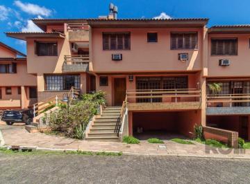 Casa · 286m² · 3 Quartos · 4 Vagas · Casa em Condomínio em Menino Deus
