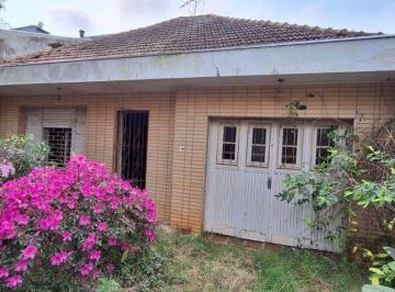 Casa · 486m² · 4 Quartos · 2 Vagas · Viva com estilo: Casa à venda em excelente localização.