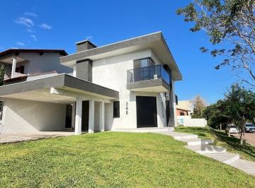 Casa · 420m² · 3 Quartos · Sobrado em São Lucas