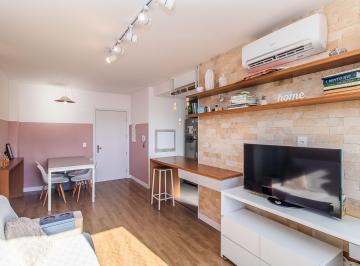 Apartamento · 65m² · 2 Quartos · 1 Vaga · Apto. impecável semimobiliado em condomínio com lazer no Higienópolis