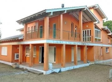 Casa · 467m² · 3 Quartos · 2 Vagas · Casa no Condomínio Cantegril com 1.080m2 de terreno e 467m2 de área construída