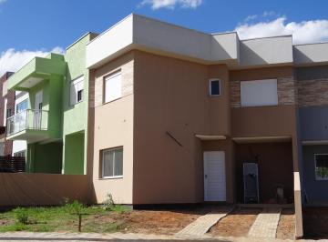 Casa · 122m² · 1 Quarto · 2 Vagas · Casa com 3 dormitórios no bairro Mário Quintana