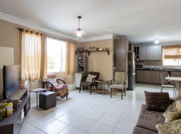 Casa · 288m² · 6 Quartos · 2 Vagas · Casa em Tristeza