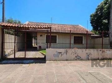 Casa · 220m² · 3 Quartos · 4 Vagas · Casa térrea 3 dormitórios + escritório espaço gourmet e piscina terreno 11,00 x 40,00 bairro Camaquã