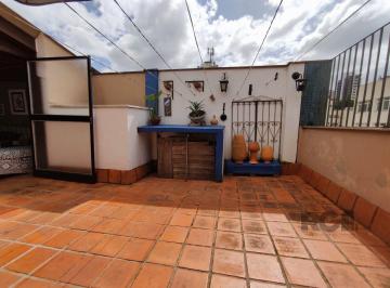 Apartamento · 77m² · 2 Quartos · 2 Vagas · Cobertura em Petrópolis