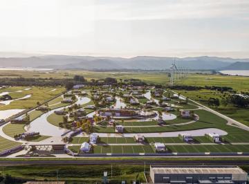 8218d8cb-5806-4cbe-ab1d-059052f5f1ed.jpg · VIENTOS RESORT Lote