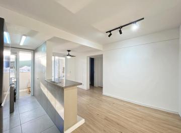 Apartamento · 50m² · 2 Quartos · 1 Vaga · Apartamento de 2 dormitórios, sacada e churrasqueira e vaga coberta.