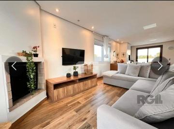 Casa · 420m² · 3 Quartos · 2 Vagas · Sobrado em Bella Torres