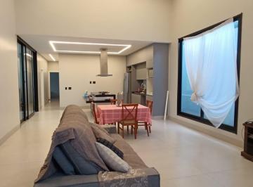 Casa de 3 quartos, Águas Claras · Linda casa com 400m² e 3 suítes em Arniqueiras