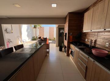 202505071645218293.jpeg · Casa em Condomínio para Venda em Cuiabá, Jardim Imperial, 3 dormitórios, 1 suíte, 2 banheiros, 2 vag