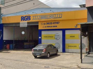 Foto 01 · Galpão Industrial para Locação em Itajubá-MG, Bairro São Sebastião: 3 Salas, 3 Banheiros, 460m² de Á