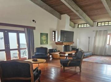 Casa de 4 quartos, São Paulo ·  Sobrado à venda no Bairro do City América na Rua Icádio