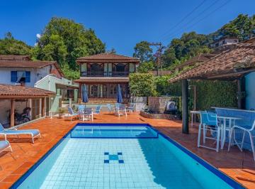 Casa · 180m² · 3 Quartos · 2 Vagas · Casa com 3 quartos no Binguen, Petrópolis