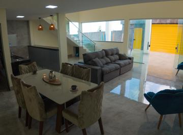 Casa de 3 quartos, Vicente Pires · Sobrado 3 Quartos no Condomínio Canaville – Aceita Permuta (R$ 590 mil na troca)