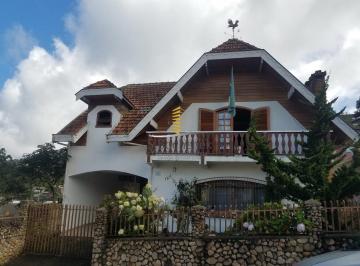 Casa · 200m² · 3 Quartos · 3 Vagas · Graciosa casa estilo suíço mobiliada venda Campos do Jordão/SP - 3 dormitórios