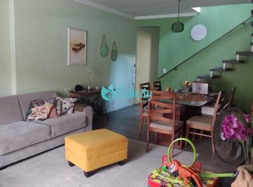 Casa · 160m² · 3 Quartos · 6 Vagas · Sobrado com 3 dorms, 1 suíte, 6 vagas, 160m2 na Vila Mangalot