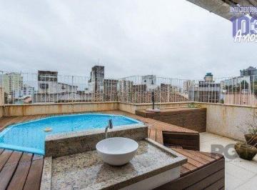 Apartamento · 153m² · 3 Quartos · 1 Vaga · Vende-se cobertura com 4 quartos (2 suítes), 154m² e 1 vaga – Moinhos de Vento