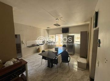 Casa · 170m² · 2 Quartos · 2 Vagas · Casa para aluguel, 2 quartos, 2 suítes, 2 vagas, Nossa Senhora Aparecida - Uberlândia/MG