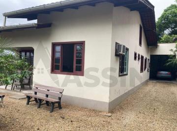 Casa · 94m² · 3 Quartos · 2 Vagas · Linda Casa com Piscina e Galpão na Souza Cruz