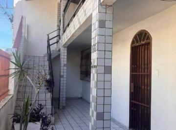 5 quartos, 2 banheiros e 2 vagas. · Excelente residencia bem localizado para venda no bairro do Ibes em Vila Velha com 210m²,o Sobrado p