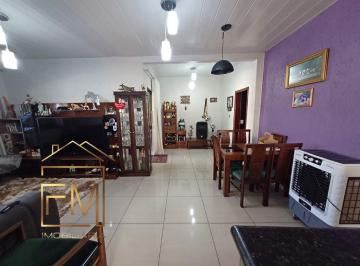 Casa de 3 quartos, Guará · QE 4 CASA RESERVADA Lote de 200m2 Encantadora Casa amplo quintal com área de lazer