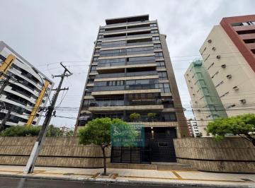 Apartamento de 3 quartos, Maceió · Vendo excelente apartamento na Ponta Verde com 3 quartos sendo 1 suíte | 186m²