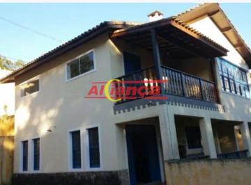 Casa · 250m² · 3 Quartos · 6 Vagas · Casa sobrado no Cond Pq Imperial na Serra da Cantareira