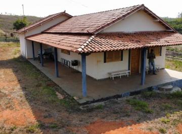 39a83f34a31a07361ce6876bffaf4050.jpeg · Fazenda / Sítios / Chácaras com 4 quartos à venda em Oliveira, no bairro Área Rural