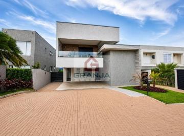 13b9d1560378f874712d1e746040c0dfb22b6146 · Casa com 4 dormitórios à venda, 365 m² por R$ 3.829.120,00 - Granja Viana - Carapicuíba/SP