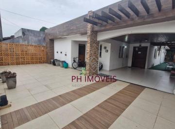 76b090917de6d5c78dabd8884e010994f20d9e99 · Casa com 3 dormitórios sendo 1 suíte em Condomínio Fechado no Bairro de Jardim Petrópolis - 444m²