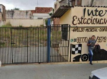01c9b66ce73b5bdd4ed8742d89c5e9e68a9f6aaa · Terreno na Rua Cussy Junior